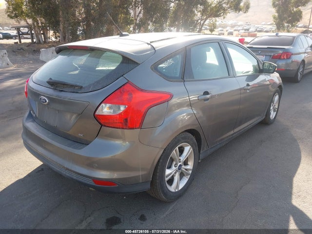 Ford FOCUS SE 2014 1FADP3K24EL230150 Image 4