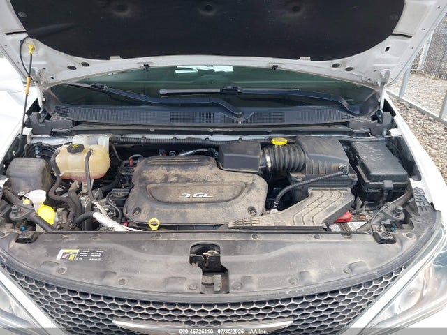 45726110 :رقم المزاد ، 2C4RC1EGXHR703536 vin ، 2017 Chrysler Pacifica Touring-l Plus مزاد بيع