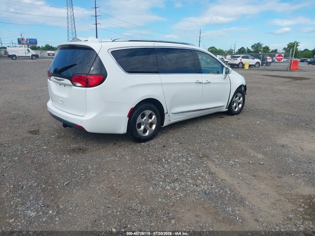 45726110 :رقم المزاد ، 2C4RC1EGXHR703536 vin ، 2017 Chrysler Pacifica Touring-l Plus مزاد بيع