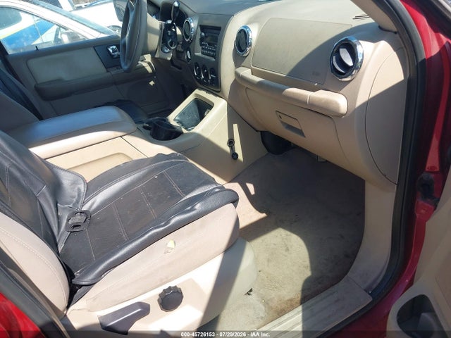 45726153 :رقم المزاد ، 1FMPU16535LA52476 vin ، 2005 Ford Expedition Nbx/xlt مزاد بيع