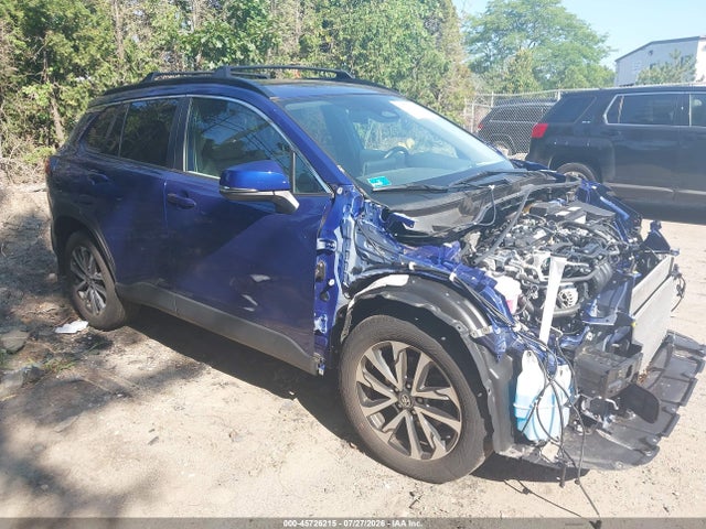 2024 Toyota Corolla Cross Xle მანქანა იყიდება აუქციონზე, vin: 7MUDAABGXRV105269, აუქციონის ნომერი: 45726215