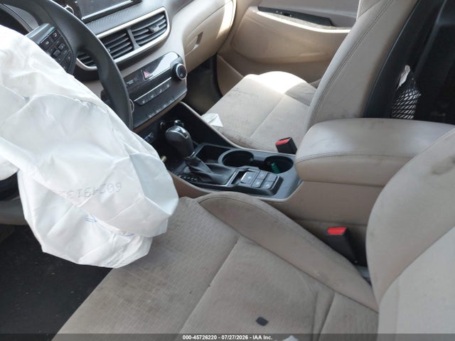 45726220 :رقم المزاد ، KM8J2CA42MU345302 vin ، 2021 Hyundai Tucson Se مزاد بيع