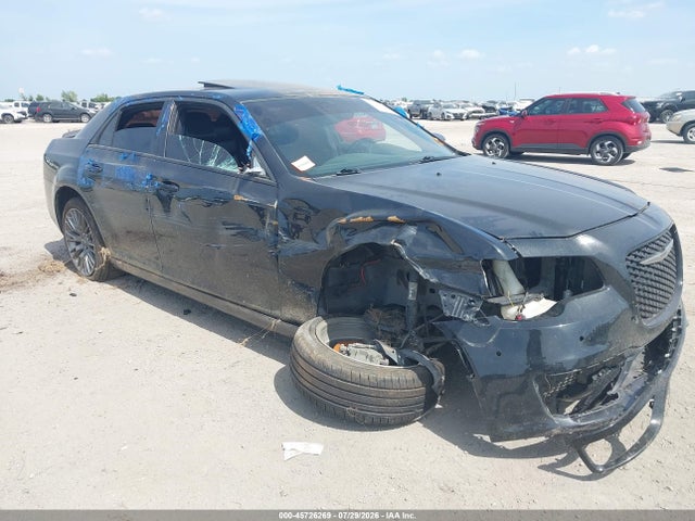 Продажа на аукционе авто 2013 Chrysler 300c John Varvatos Limited Edition, vin: 2C3CCADT1DH727667, номер лота: 45726269