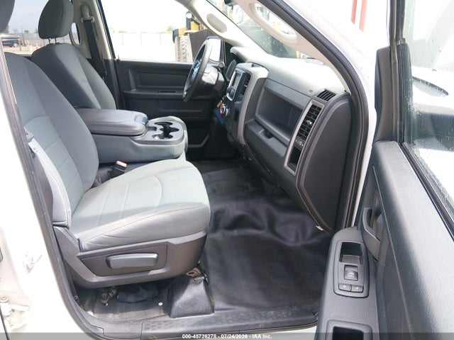 Продажа на аукционе авто 2016 Ram 1500 Tradesman, vin: 1C6RR6FT5GS304612, номер лота: 45726278