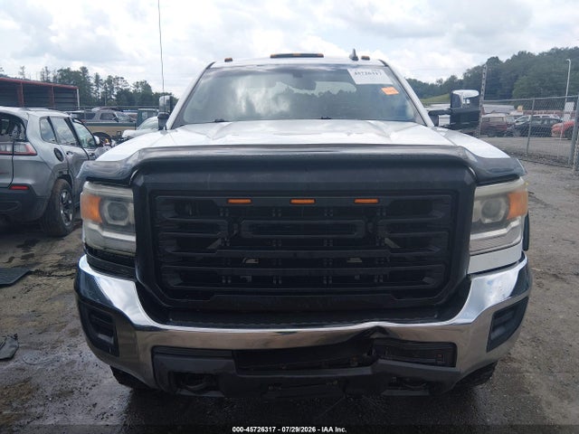 2015 Gmc Sierra 2500hd Available Wifi მანქანა იყიდება აუქციონზე, vin: 1GT22XEGXFZ556967, აუქციონის ნომერი: 45726317