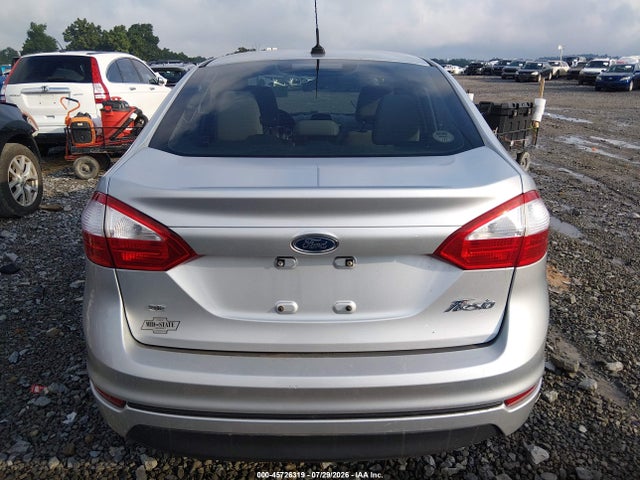 2015 Ford Fiesta Se მანქანა იყიდება აუქციონზე, vin: 3FADP4BJ8FM152985, აუქციონის ნომერი: 45726319