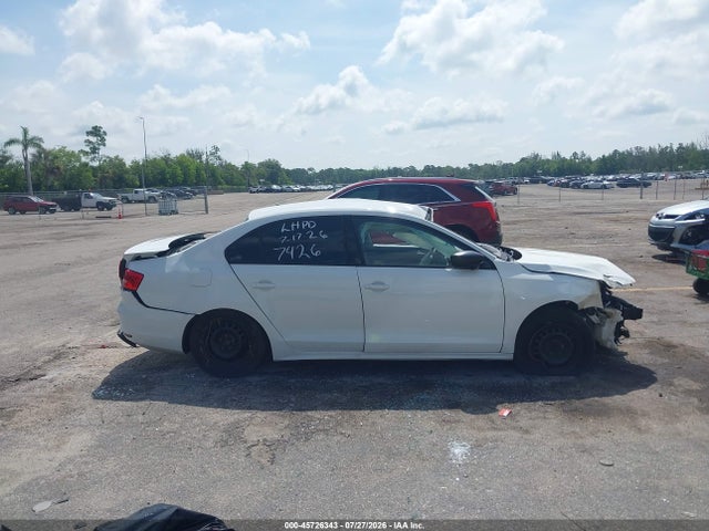 Продаж на аукціоні авто 2015 Volkswagen Jetta 2.0l S, vin: 3VW2K7AJ4FM327426, номер лоту: 45726343