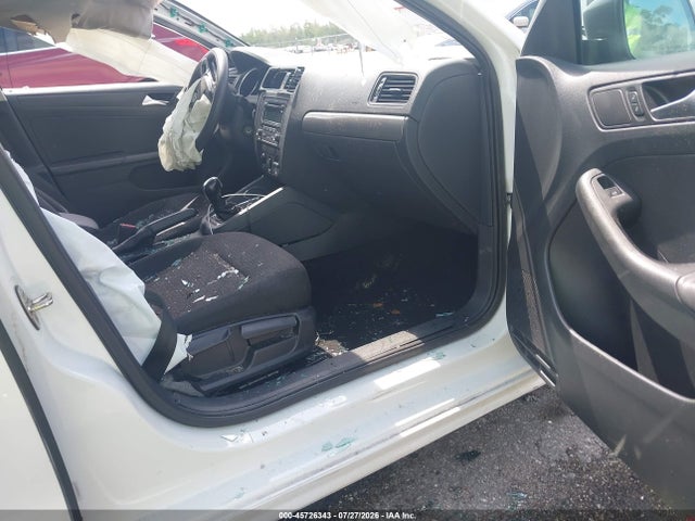 Продаж на аукціоні авто 2015 Volkswagen Jetta 2.0l S, vin: 3VW2K7AJ4FM327426, номер лоту: 45726343