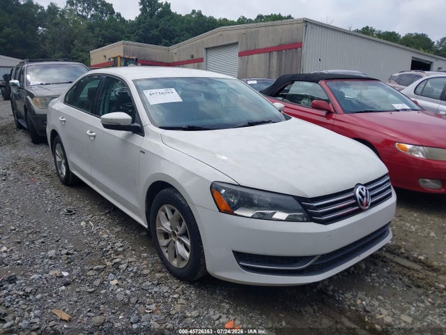 Продаж на аукціоні авто 2015 Volkswagen Passat 1.8t Wolfsburg Edition, vin: 1VWAT7A36FC004085, номер лоту: 45726353
