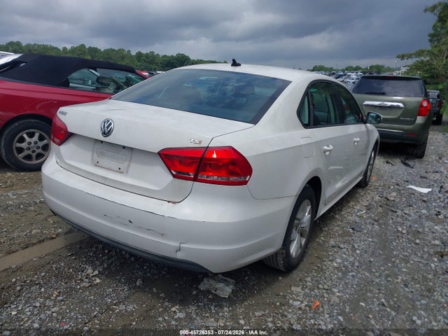 Продаж на аукціоні авто 2015 Volkswagen Passat 1.8t Wolfsburg Edition, vin: 1VWAT7A36FC004085, номер лоту: 45726353