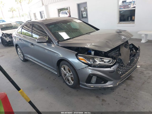 Продаж на аукціоні авто 2018 Hyundai Sonata Sport, vin: 5NPE34AF8JH680564, номер лоту: 45726357