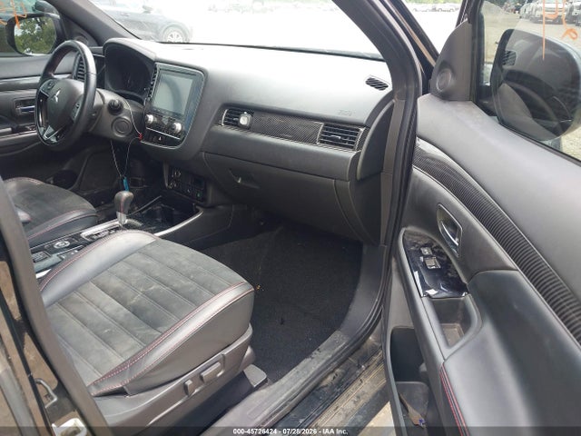 2020 Mitsubishi Outlander Sp 2.4 S-awc მანქანა იყიდება აუქციონზე, vin: JA4AZ3A30LZ042313, აუქციონის ნომერი: 45726424