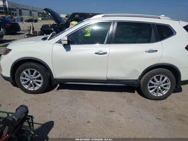 Aukcja sprzedaży 2018 Nissan Rogue Sv, vin: KNMAT2MT6JP585929, numer aukcji: 45726450
