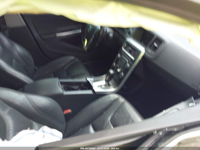 2012 Volvo S60 T5/t5 W/moonroof მანქანა იყიდება აუქციონზე, vin: YV1622FS4C2140807, აუქციონის ნომერი: 45726509