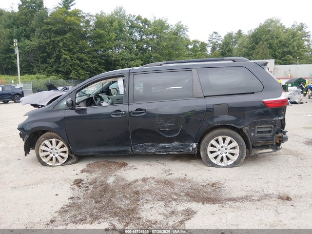 2015 Toyota Sienna Le 7 Passenger მანქანა იყიდება აუქციონზე, vin: 5TDJK3DC9FS111270, აუქციონის ნომერი: 45726530
