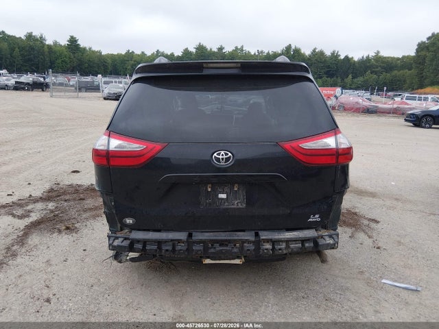 2015 Toyota Sienna Le 7 Passenger მანქანა იყიდება აუქციონზე, vin: 5TDJK3DC9FS111270, აუქციონის ნომერი: 45726530