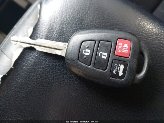 45726578 :رقم المزاد ، 4T1BF1FK1EU815745 vin ، 2014 Toyota Camry Se مزاد بيع