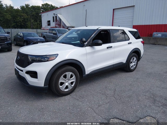Ford Police Interceptor Utility 2020 1FM5K8AB7LGC70333 Image 2