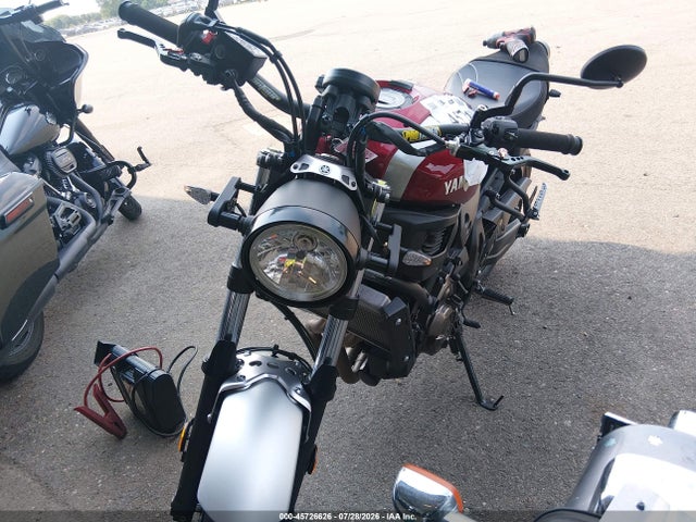 Yamaha XSR700 2018 JYARM21E5JA000584 Image 5