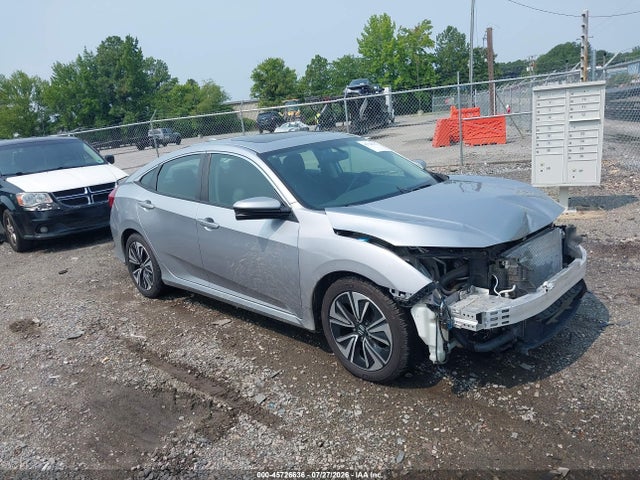 2016 19XFC1F77GE025801 main image