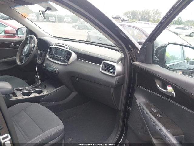 Продаж на аукціоні авто 2017 Kia Sorento 2.4l Lx, vin: 5XYPG4A32HG191601, номер лоту: 45726664