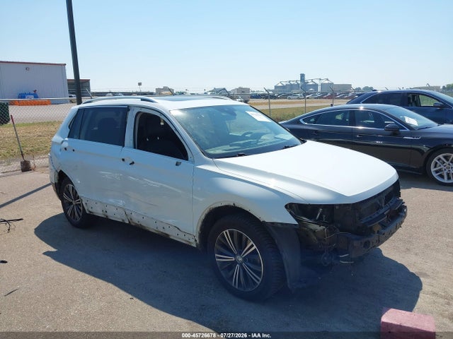 2018 Volkswagen Tiguan 2.0t Sel Premium მანქანა იყიდება აუქციონზე, vin: 3VV4B7AX8JM118653, აუქციონის ნომერი: 45726678
