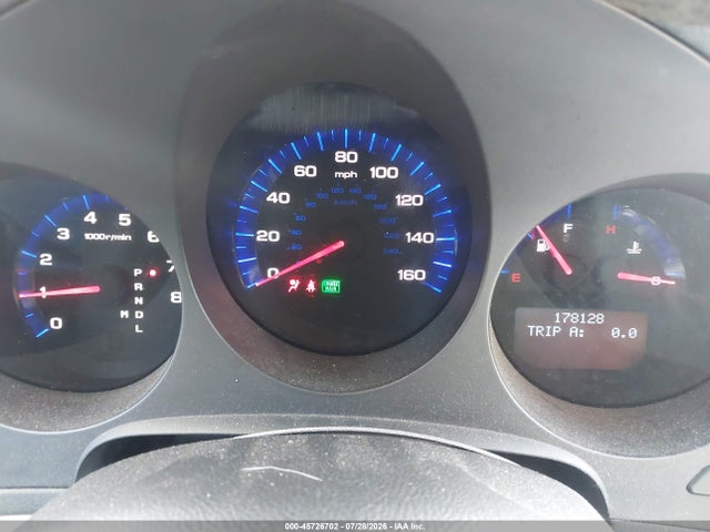 45726702 :رقم المزاد ، 19UUA66255A020807 vin ، 2005 Acura Tl مزاد بيع
