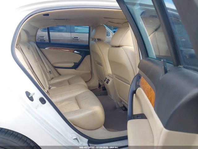 45726702 :رقم المزاد ، 19UUA66255A020807 vin ، 2005 Acura Tl مزاد بيع