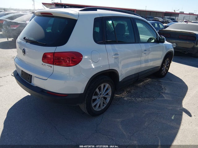 WVGAV7AX2FW607058 Volkswagen TIGUAN SE