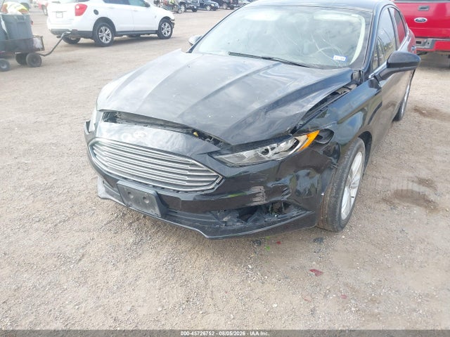 45726752 :رقم المزاد ، 3FA6P0HD7JR267236 vin ، 2018 Ford Fusion Se مزاد بيع