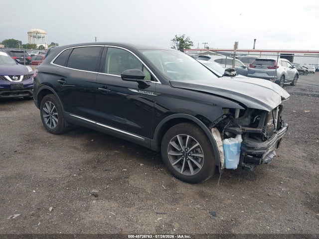Продажа на аукционе авто 2022 Lincoln Nautilus Standard, vin: 2LMPJ8J94NBL18748, номер лота: 45726763