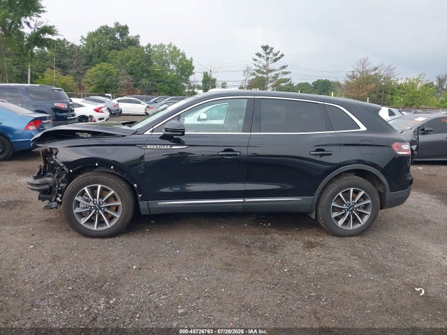 Продажа на аукционе авто 2022 Lincoln Nautilus Standard, vin: 2LMPJ8J94NBL18748, номер лота: 45726763