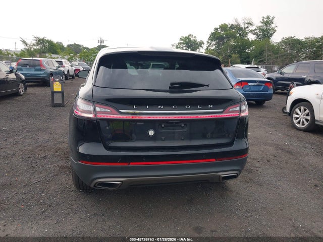 Продажа на аукционе авто 2022 Lincoln Nautilus Standard, vin: 2LMPJ8J94NBL18748, номер лота: 45726763