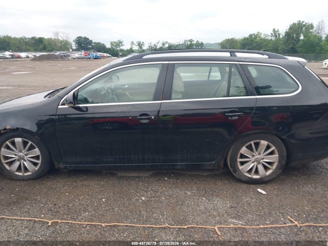 2011 Volkswagen Jetta Sportwagen 2.0l Tdi მანქანა იყიდება აუქციონზე, vin: 3VWPL7AJ2BM644182, აუქციონის ნომერი: 45726779