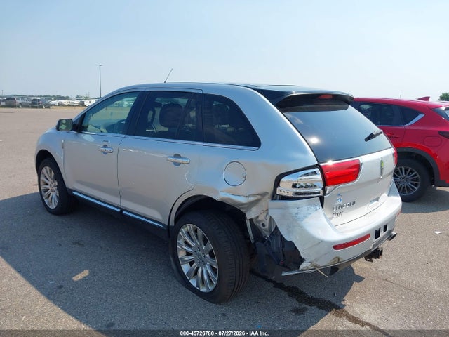 45726780 :رقم المزاد ، 2LMDJ8JK5FBL20760 vin ، 2015 Lincoln Mkx مزاد بيع