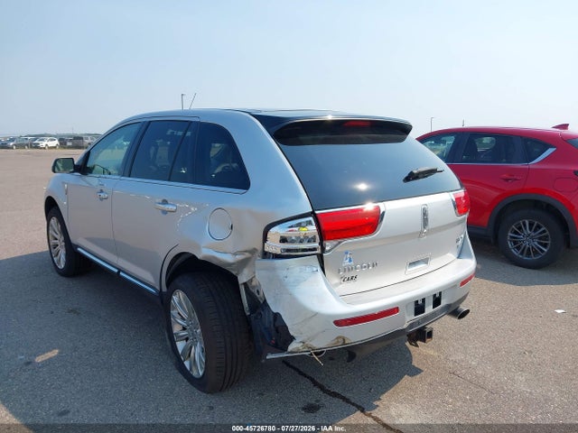 45726780 :رقم المزاد ، 2LMDJ8JK5FBL20760 vin ، 2015 Lincoln Mkx مزاد بيع