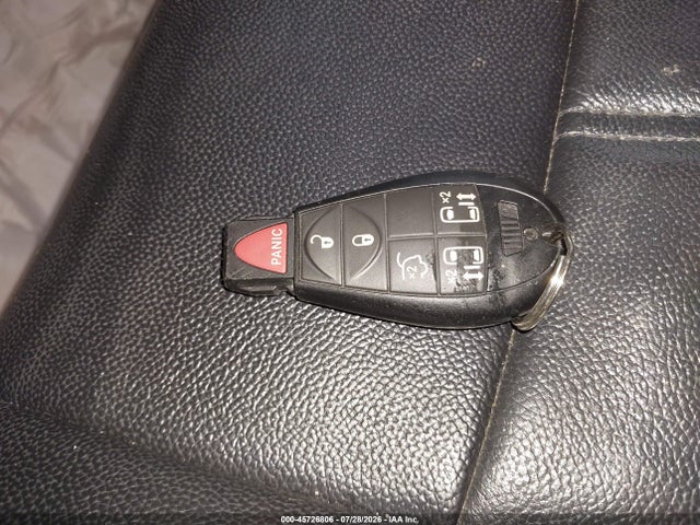 45726806 :رقم المزاد ، 2C4RC1BG0ER437881 vin ، 2014 Chrysler Town & Country Touring مزاد بيع
