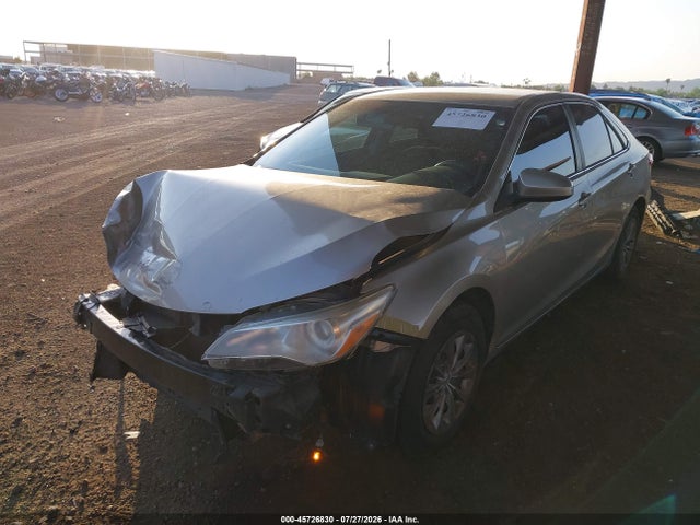 Toyota CAMRY LE 2015 4T4BF1FKXFR505410 Image 2