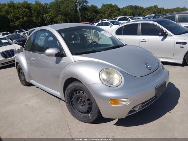 45726833 :رقم المزاد ، 3VWCB21C61M454826 vin ، 2001 Volkswagen New Beetle Gls مزاد بيع