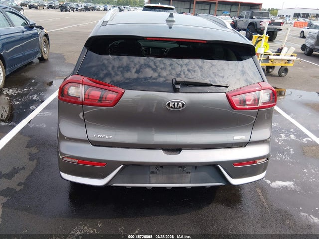 45726898 :رقم المزاد ، KNDCC3LC3H5090285 vin ، 2017 Kia Niro Ex مزاد بيع