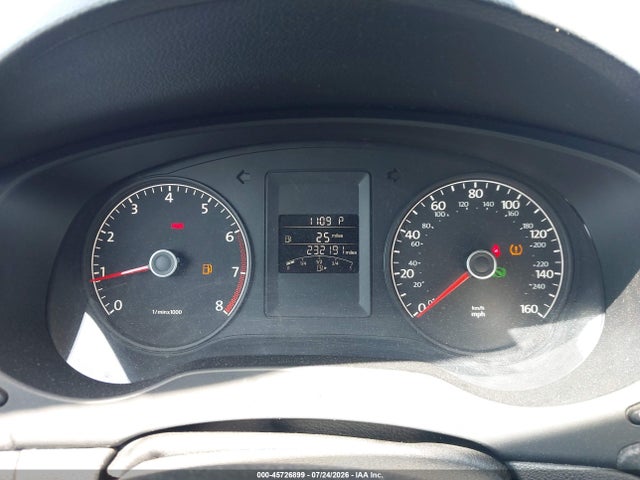 Продаж на аукціоні авто 2013 Volkswagen Jetta 2.0l S, vin: 3VW2K7AJ8DM300937, номер лоту: 45726899