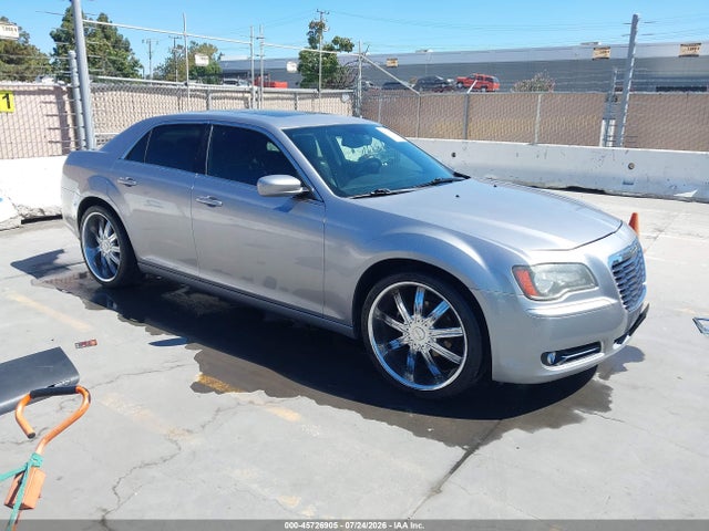 Продаж на аукціоні авто 2013 Chrysler 300 300s, vin: 2C3CCABG8DH641066, номер лоту: 45726905