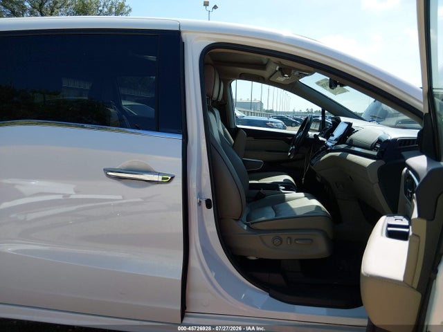 Honda Odyssey Elite 2024 5FNRL6H96RB055216 Image 5