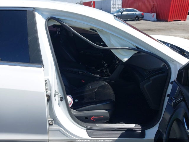 2017 Hyundai Azera მანქანა იყიდება აუქციონზე, vin: KMHFG4JGXHA591366, აუქციონის ნომერი: 45726993