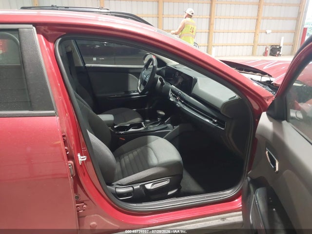 45726997 :رقم المزاد ، 3KPFU4DE0SE247072 vin ، 2025 Kia K4 Ex مزاد بيع