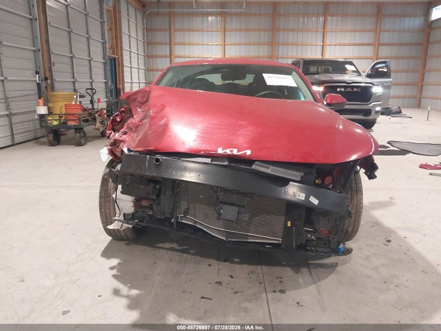 45726997 :رقم المزاد ، 3KPFU4DE0SE247072 vin ، 2025 Kia K4 Ex مزاد بيع