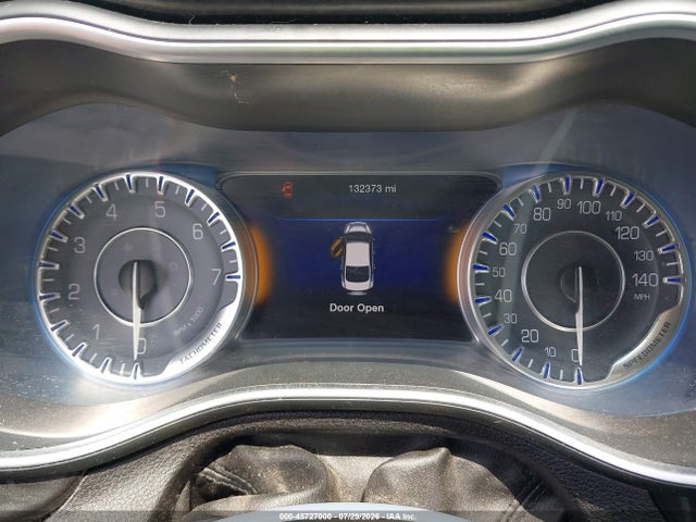2015 Chrysler 200 C მანქანა იყიდება აუქციონზე, vin: 1C3CCCCG6FN546526, აუქციონის ნომერი: 45727000