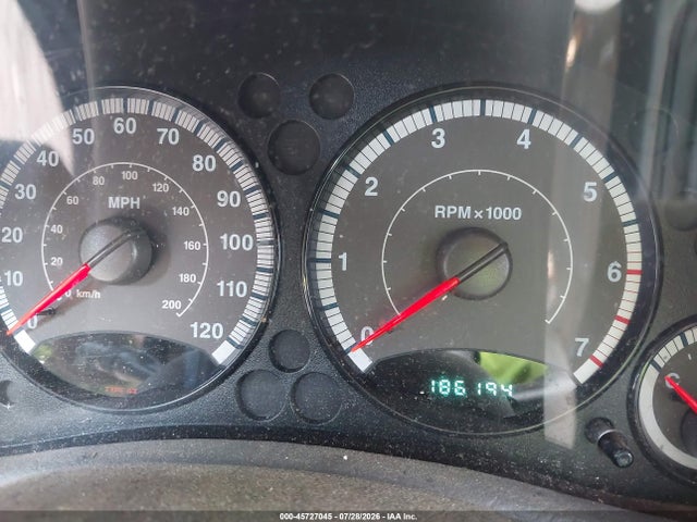 2005 Jeep Liberty Sport მანქანა იყიდება აუქციონზე, vin: 1J4GL48KX5W711982, აუქციონის ნომერი: 45727045