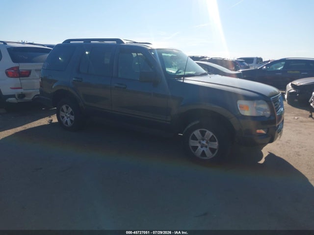 45727051 :رقم المزاد ، 1FMEU6DEXAUA39056 vin ، 2010 Ford Explorer Xlt مزاد بيع