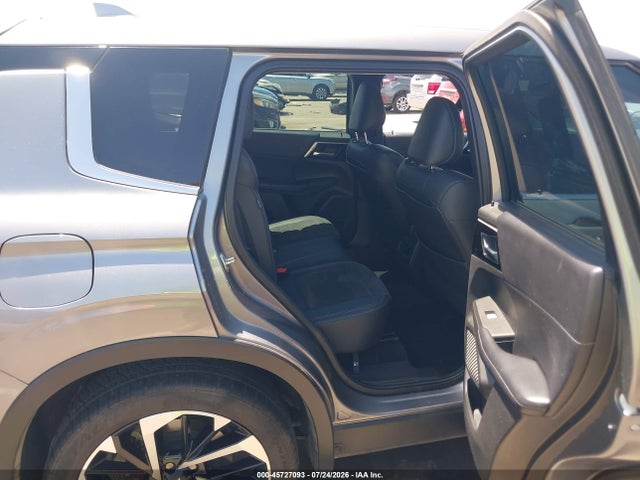 Продажа на аукционе авто 2023 Mitsubishi Outlander Se 2.5 2wd/se Black Edition 2wd/se Special Edition 2wd, vin: JA4J3UA86PZ013018, номер лота: 45727093